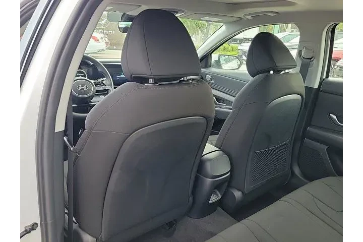 $20575 : Hyundai ELANTRA 2025 SEL Con image 9