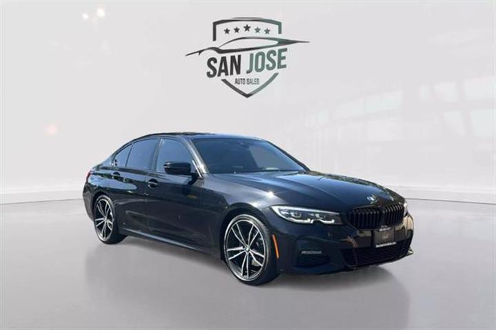$23995 : 2019 BMW 3 SERIES 330I SEDAN image 1