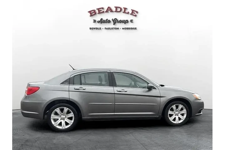 $6400 : Chrysler 200 2012 LX 4dr Sed image 4