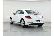 $24998 : Volkswagen Beetle 2018 2.0T thumbnail