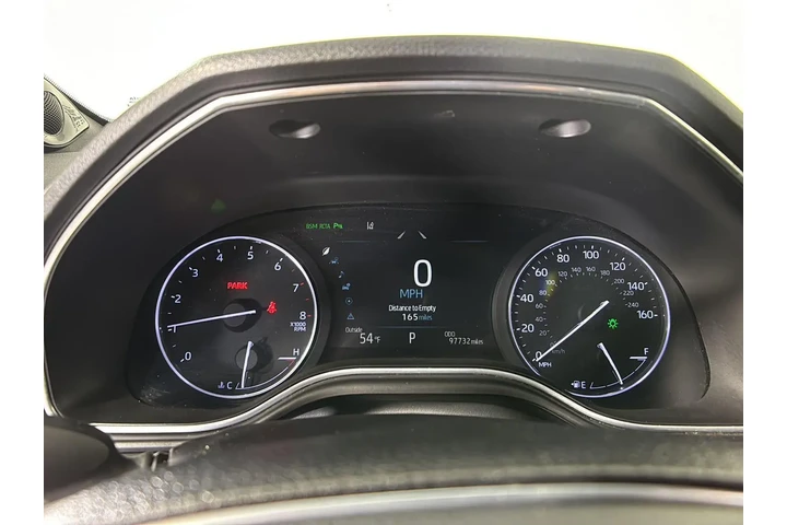 $23979 : Silver Certified 2019 Avalon image 3