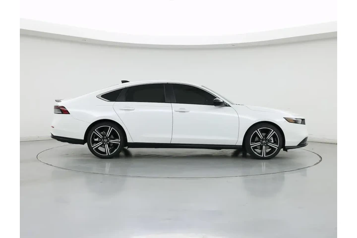 $27998 : Honda Accord Hybrid 2024 Spo image 7