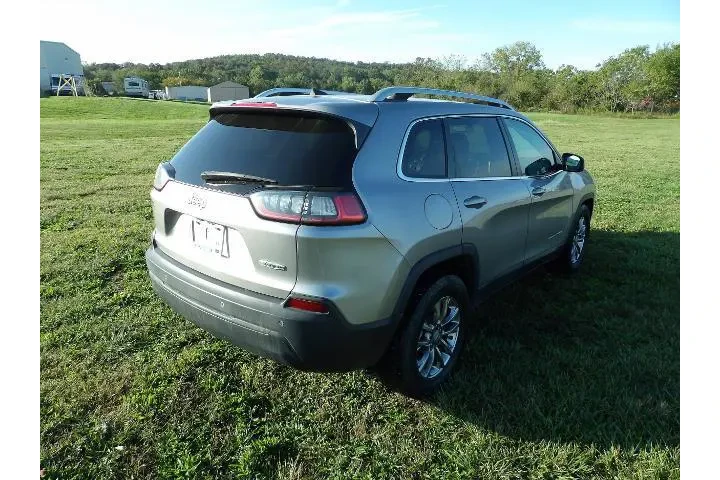 Jeep Cherokee 2020 Latitude image 7