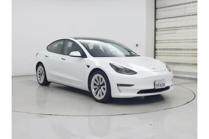 $25998 : Tesla Model 3 2021 AWD Long image 1
