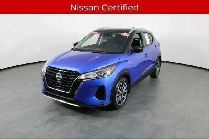 $17487 : Nissan Kicks 2023 SV 4dr Cro image 2