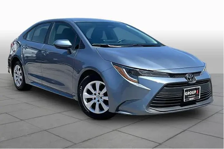 $21938 : Toyota Corolla 2024 LE 4dr S image 3