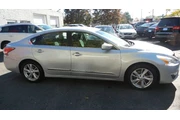 $8000 : 2014 Altima 2.5 SV thumbnail