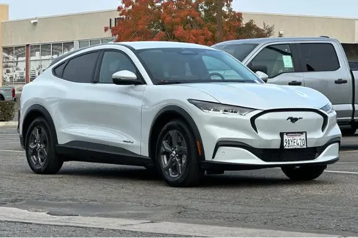 $24574 : Ford Mustang Mach-E 2022 Sel image 10