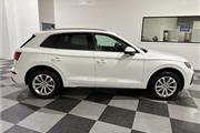 $22998 : 2021 AUDI Q5 thumbnail