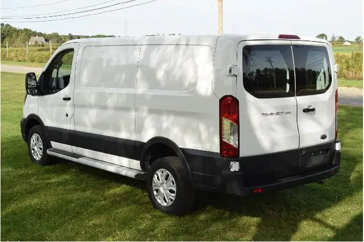 $33500 : Ford Transit 2024 250 3dr SW image 5