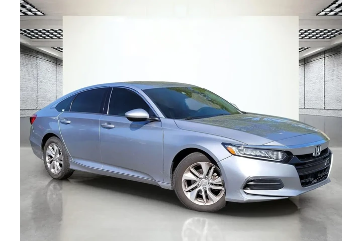 $17999 : Honda Accord 2019 LX 4dr Sed image 2