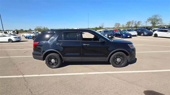 $14000 : 2017 FORD EXPLORER image 5