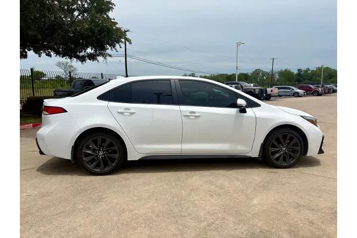 $26270 : Toyota Corolla 2025 SE 4dr S image 9