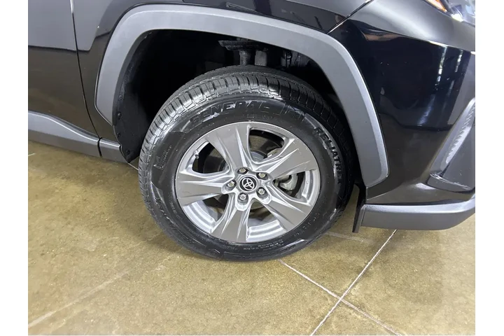 $29589 : Gold Certified2023 RAV4 Hybri image 10