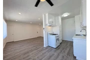 $1950 : 2 Bedroom Apt in James M Wood thumbnail