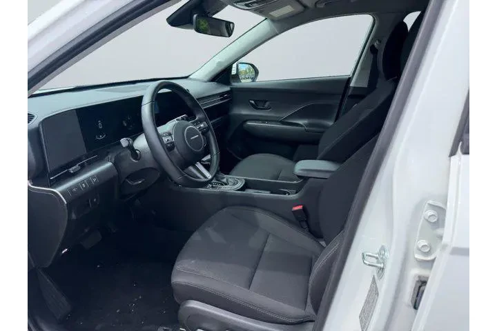 $26175 : Hyundai KONA 2025 AWD SEL 4d image 9