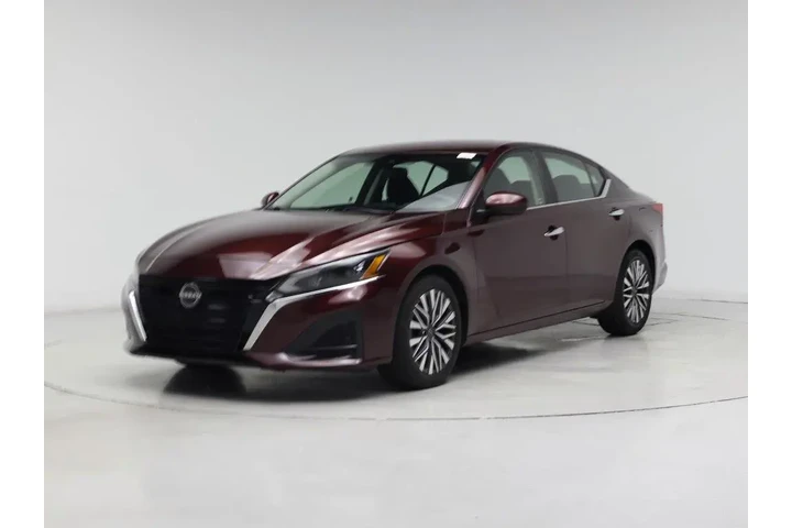 $17998 : Nissan Altima 2023 2.5 SV 4d image 4