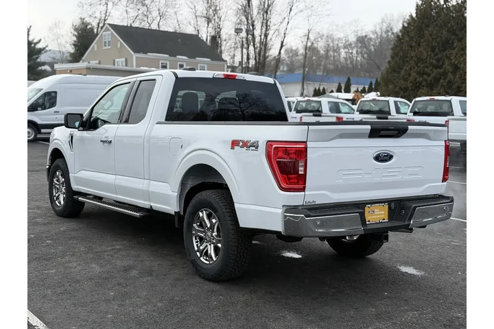 $39380 : Ford F-150 2023 4x4 XL 4dr S image 4