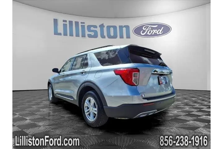 $28800 : Ford Explorer 2022 AWD XLT 4 image 4