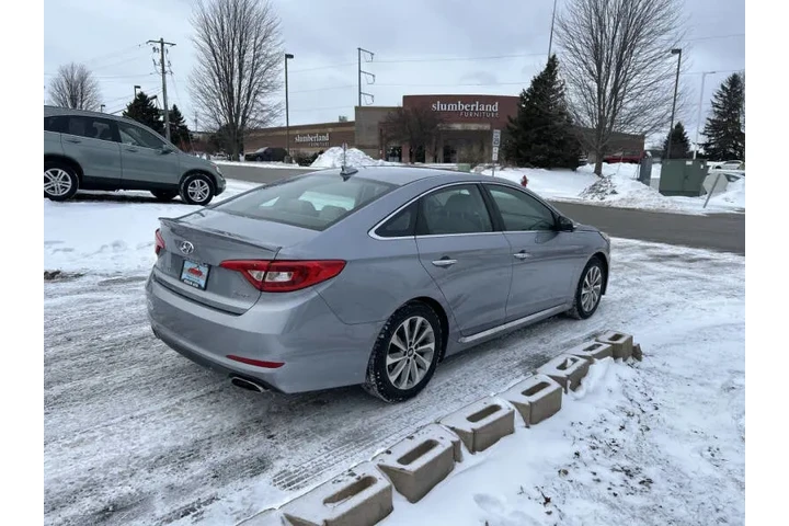 $8990 : 2017 Sonata Sport image 6