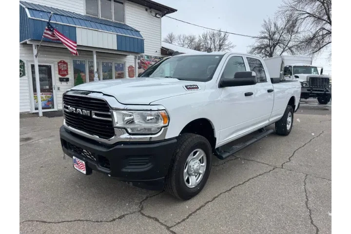 $32990 : 2022 RAM 3500 Tradesman image 3