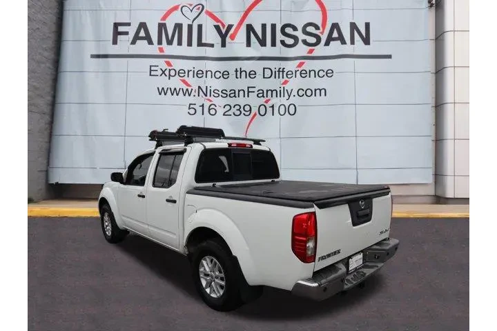 $13321 : Nissan Frontier 2016 4x4 SV image 5