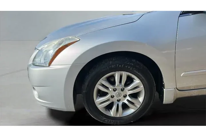 $4466 : Nissan Altima 2010 2.5 S 4dr image 9