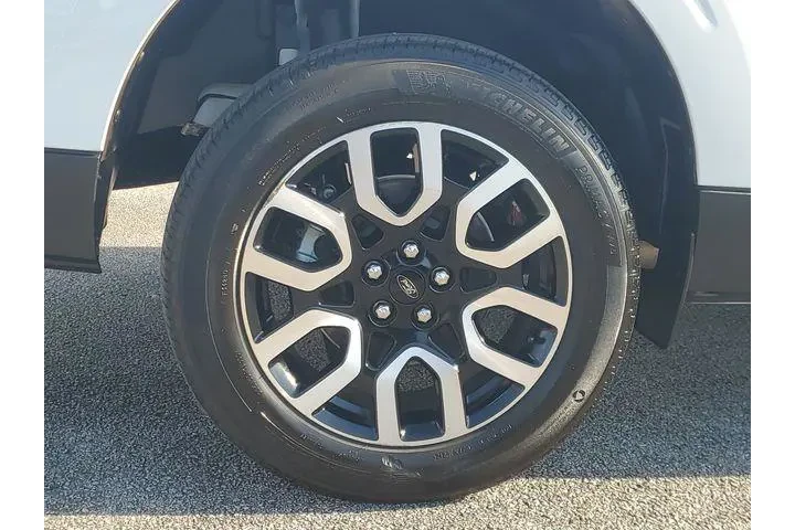 $29293 : Ford Maverick 2024 Lariat 4d image 5