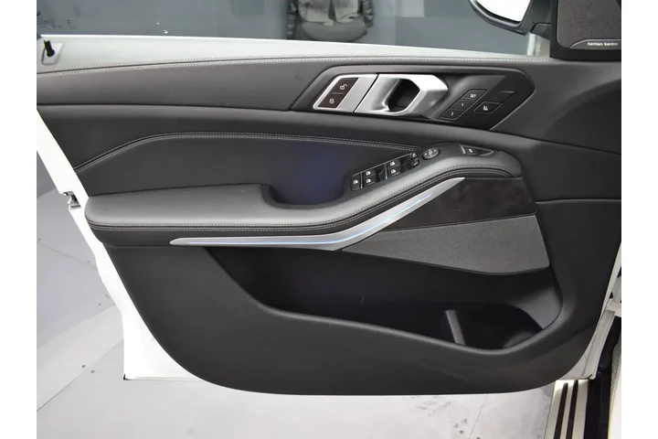 $34995 : BMW X5 2024 AWD xDrive40i 4d image 10