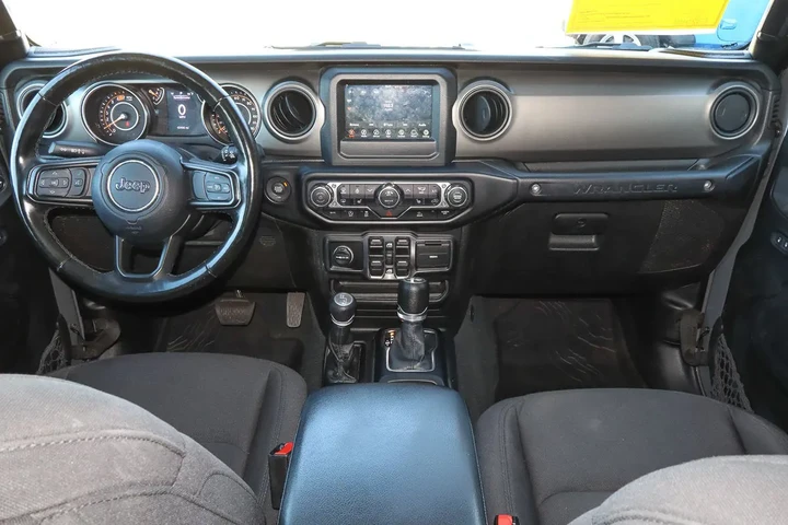 $31587 : 2022 Wrangler Unlimited Willy image 10