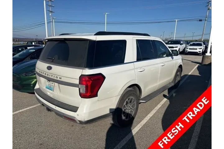 $37467 : Ford Expedition 2022 4x4 XLT image 4