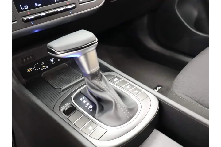 $25730 : Hyundai KONA 2026 SEL Sport image 7