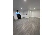 $900 : Se renta apartsmento recien re thumbnail