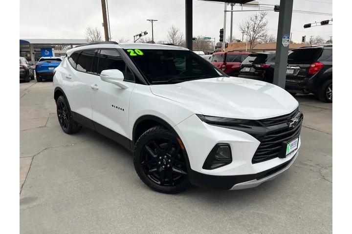 2020 Blazer 2LT AWD image 3