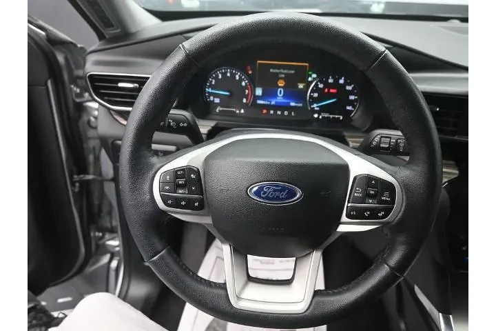 $29995 : Ford Explorer 2024 Limited 4 image 7