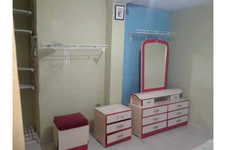 $90 : Habitación amoblada independie image 1