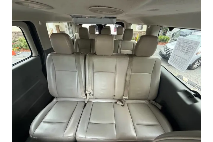 $16900 : 2014 NV 3500 HD SL image 10