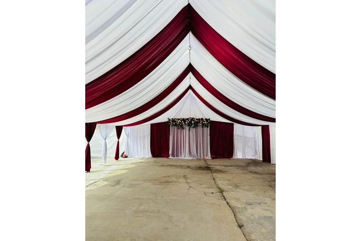 $700 : Carpas decoradas mesas sillas image 2