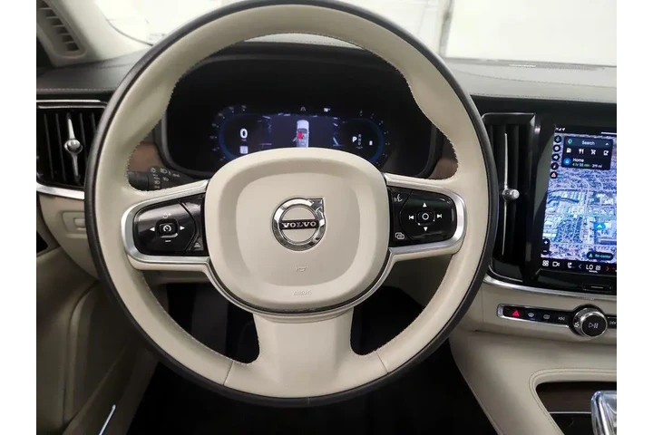 $35998 : Volvo S90 2022 AWD B6 Inscri image 10