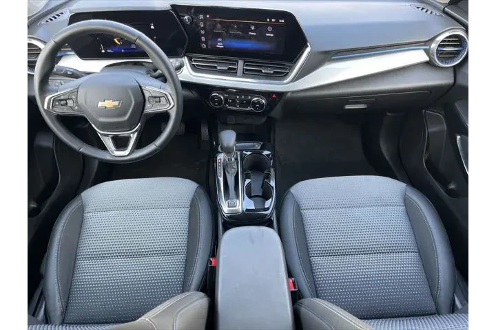 $20291 : Chevrolet Trax 2025 LT 4dr C image 2