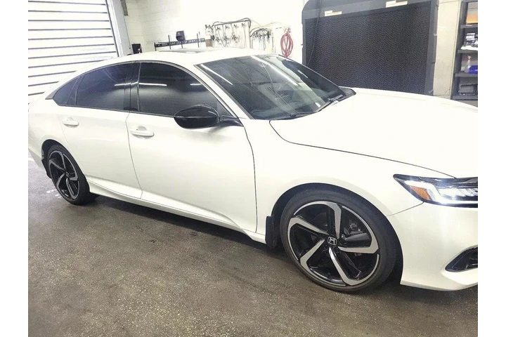 $29998 : Honda Accord 2021 Sport 4dr image 4