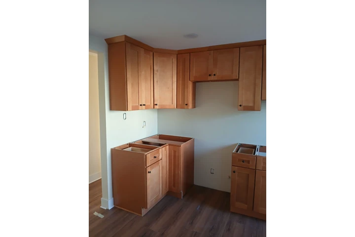 Cabinets image 1