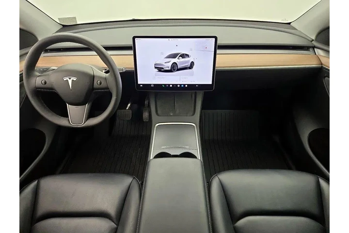 $34998 : Tesla Model Y 2023 AWD Long image 9