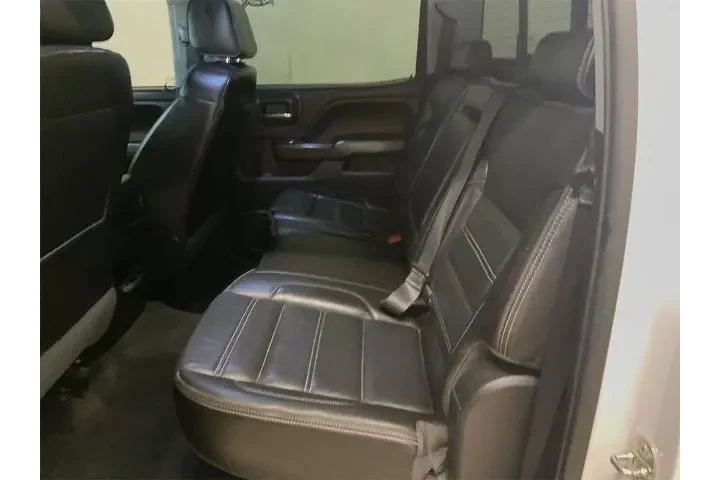 $34630 : GMC Sierra 1500 2018 4x4 Den image 6