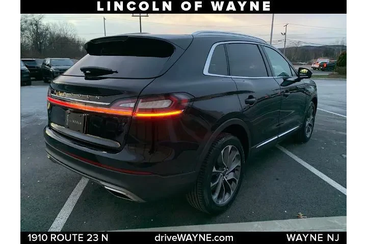 $36994 : Lincoln Nautilus 2022 AWD Re image 8