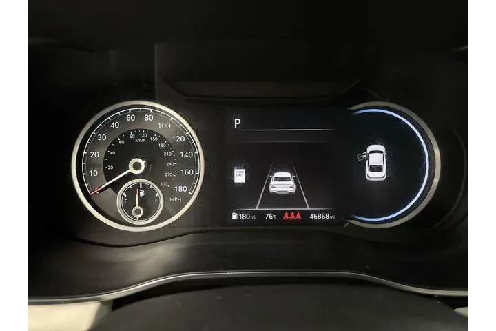 $27300 : Genesis G70 2024 2.5T Standa image 7