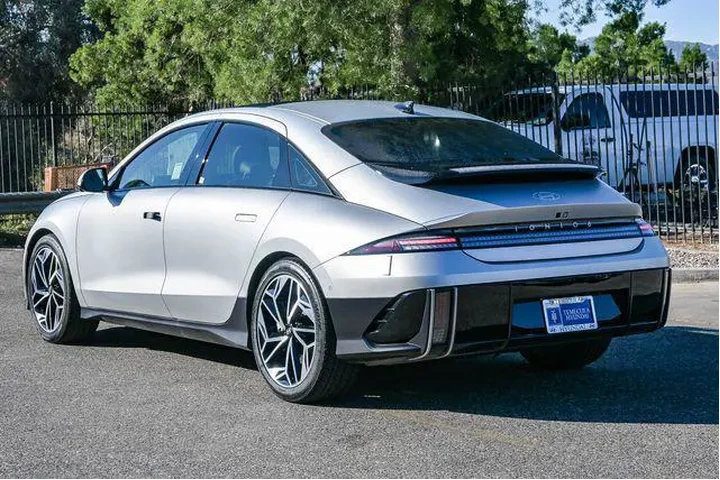 $29500 : Hyundai IONIQ 6 2024 AWD Lim image 8