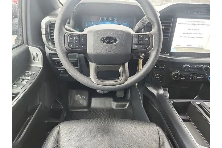 $39990 : Ford F-150 2024 4x4 STX 4dr image 9