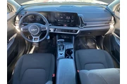 $24800 : Kia Sportage 2024 AWD LX 4dr thumbnail