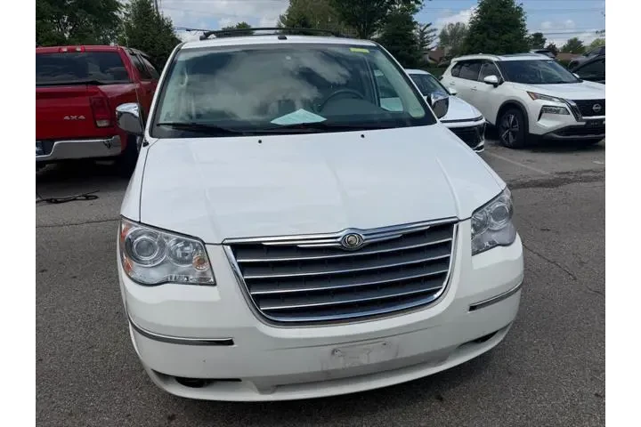 $6166 : Chrysler Town and Country 20 image 2